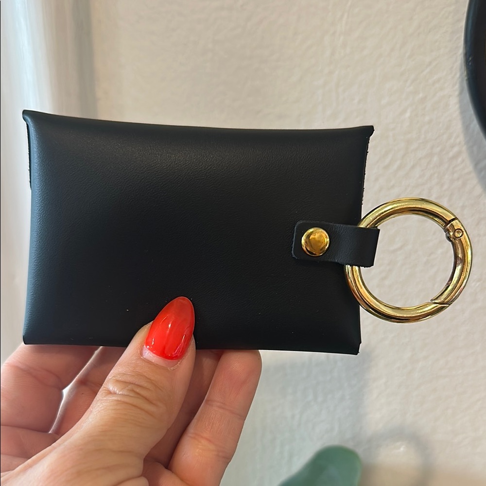 Black Leather Key & Card Holder with Gold Accent - Picture 2 of 3
